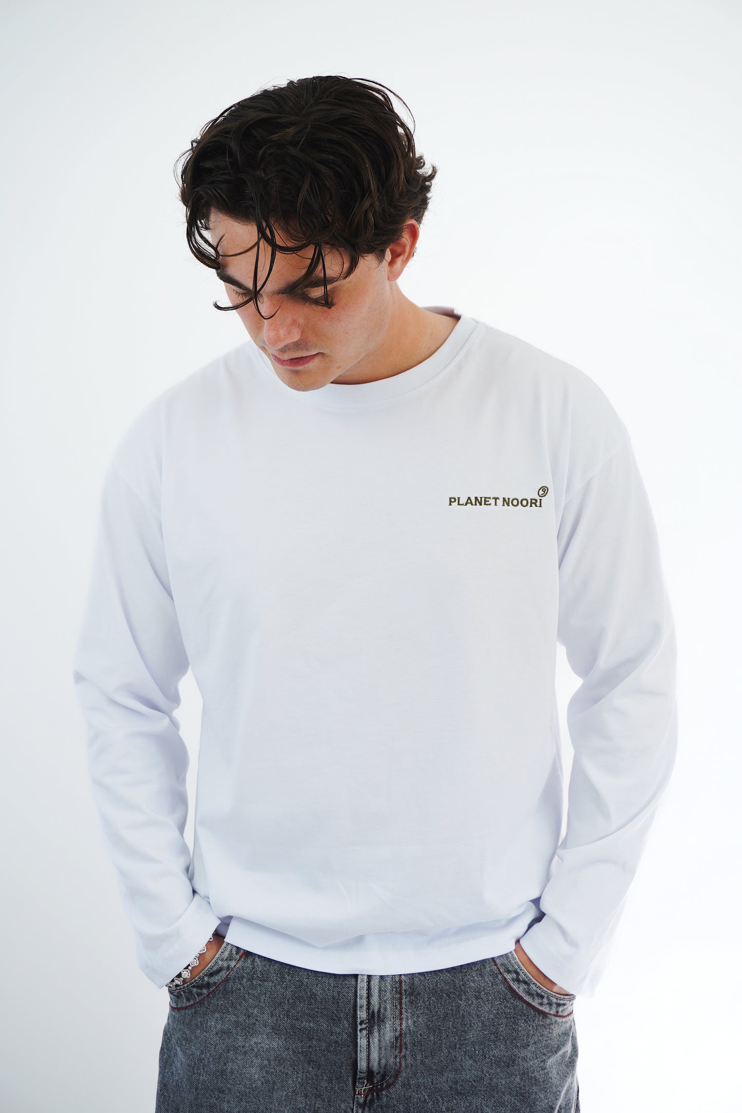 Planet Noori Long Sleeve - White